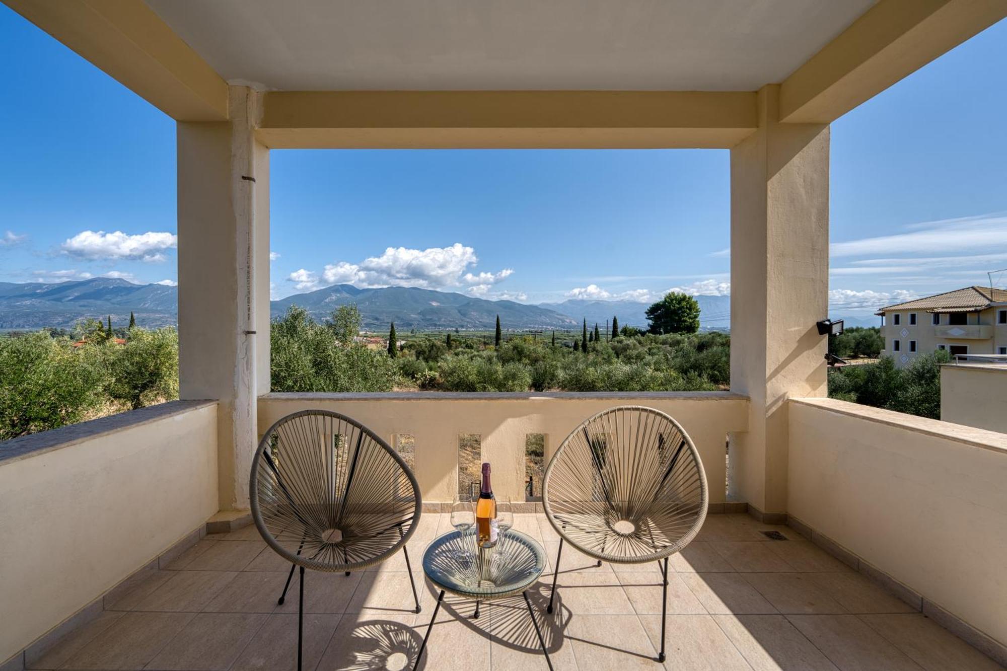 Piperitsa House For Nomads Or Families In The Countryside Apartment
